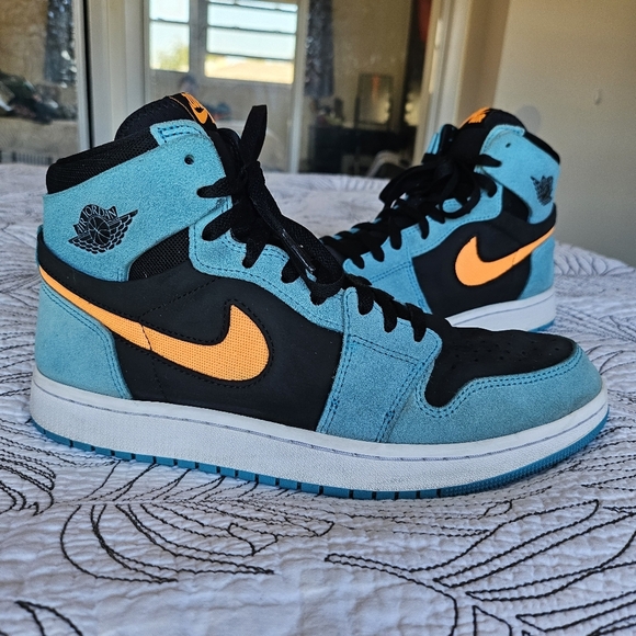 VGUC Nike Jordan 1 High Zoom Air CMFT Bleached Aqua Teal Orange Black 9 - Picture 1 of 16
